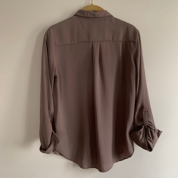 Dynamite neutral dress shirt - Picture 2 of 3